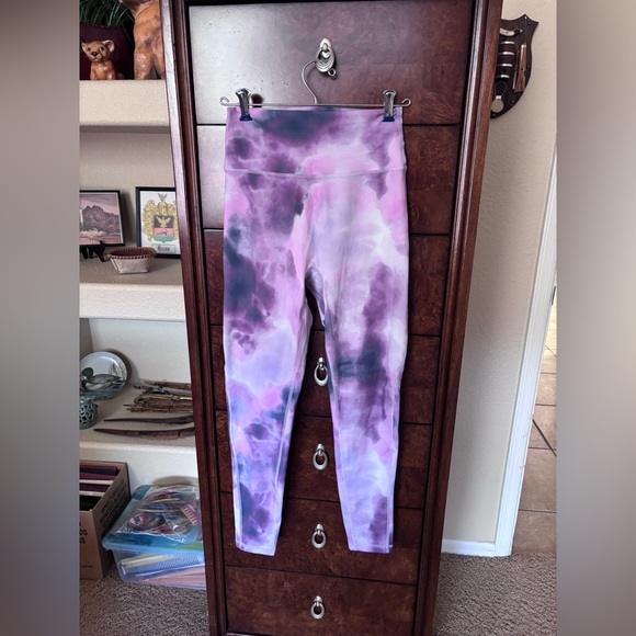 Buffbunny - Picture 1 of 4